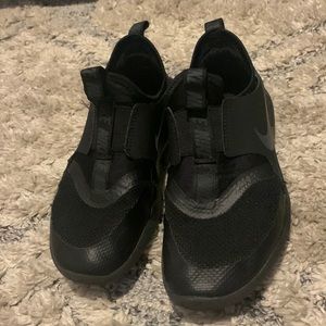 Kids Nike Flex Runner Size 1.5Y Black/Black